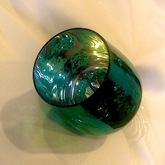 JUST IN TIME FOR HOLIDAY TABLE! 6 Crystal Wine Glasses - Picture 5 of 6